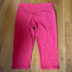 Athleta Pink Leggings Capri-Length Stretchy Workout Wear